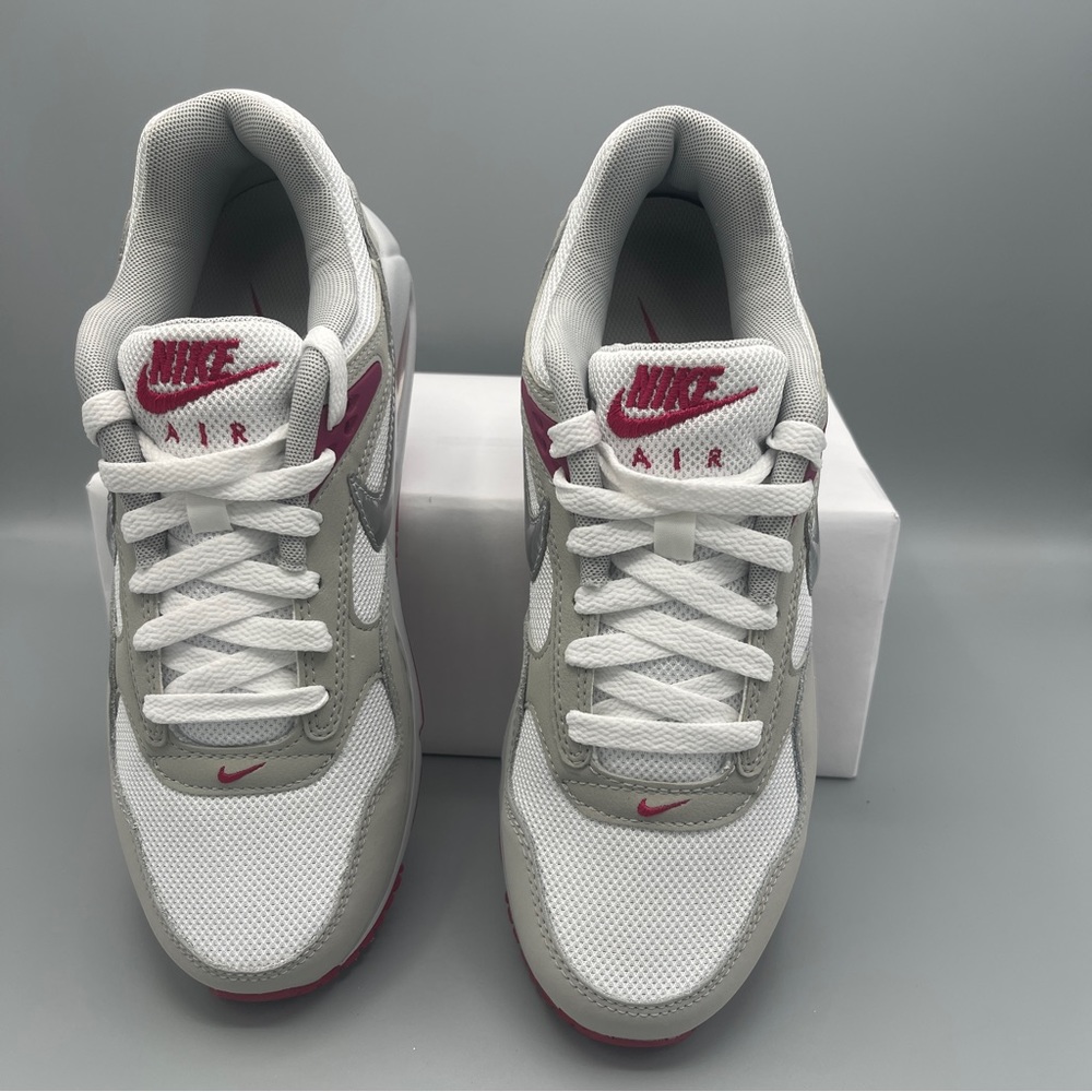 Nike Women Air Max Correlate /WHITE/STRATA GREY/SPORT FUCHSIA/METALLIC/Size7.5/6 - Picture 9 of 14